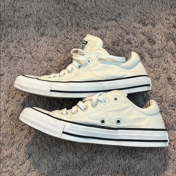 Women’s Converse Sneakers - Picture 3 of 5